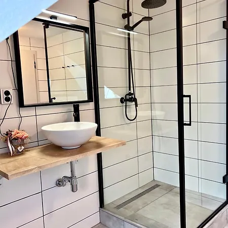 Apartmán U Bobovky - *